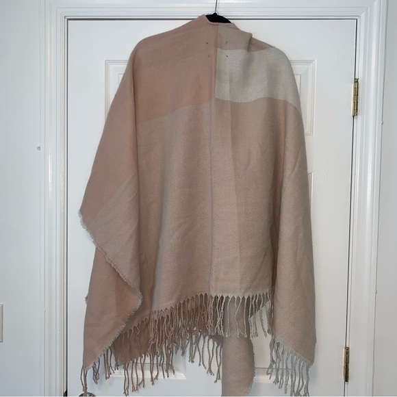 Soia & Kyo Cape Poncho - Picture 1 of 6